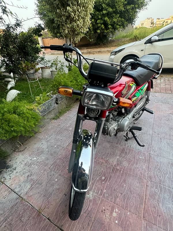 Honda cd70 up for sale 2