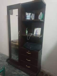 Hairdressing Table