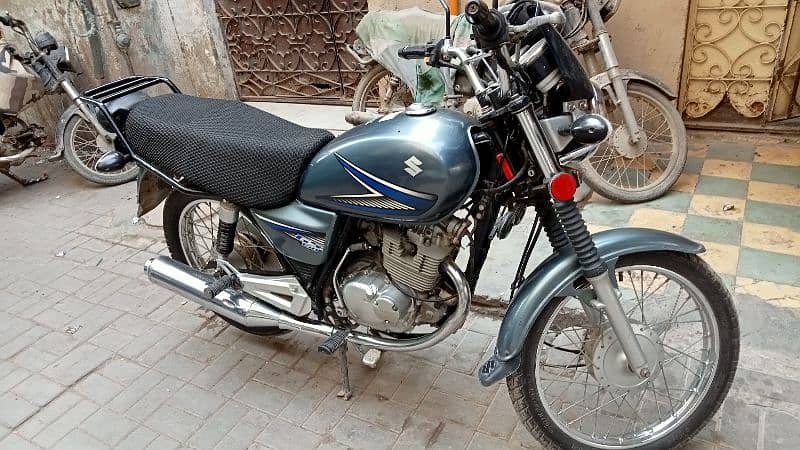 suzuki gs150 6