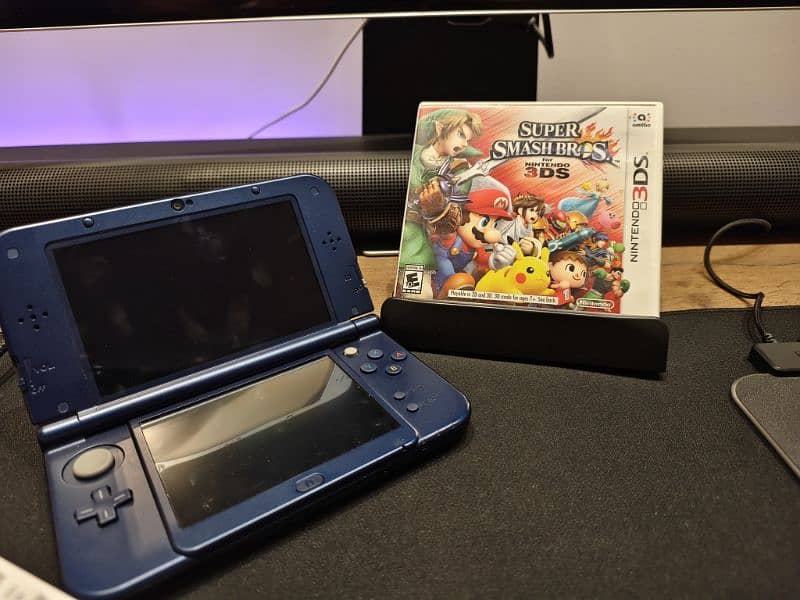 Nintendo New 3DS XL Metallic Blue Jailbreak 64gb Card 2