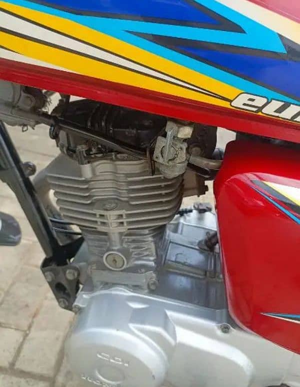 Honda CG 125 Bike Karachi ka number Laga hua Hai. Call*" 03278290878 3