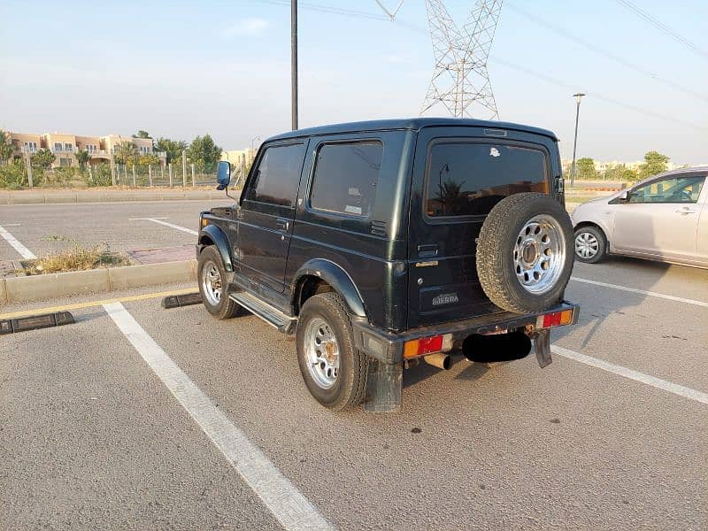 Suzuki Jimny Sierra 1986 2