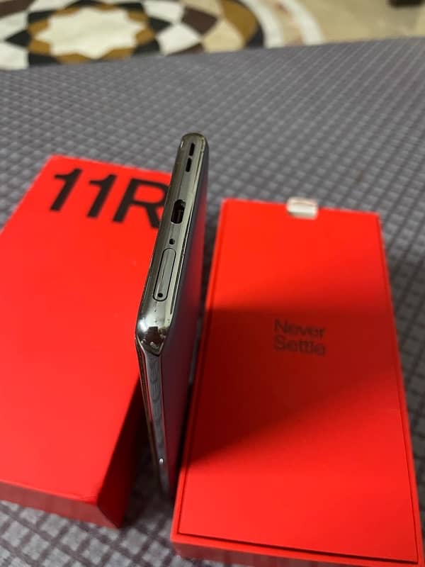 oneplus 11r 16\256 gb non pTa 4