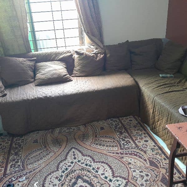 solid sofa used 0