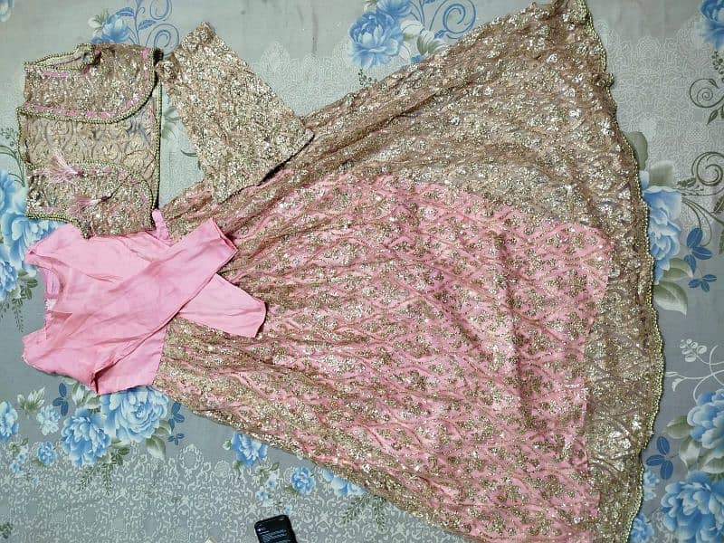 Preloved maxies and fancy dresses available 2