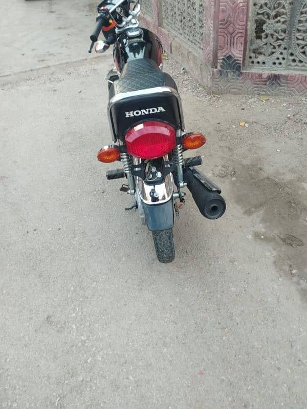 honda 125 2024 4