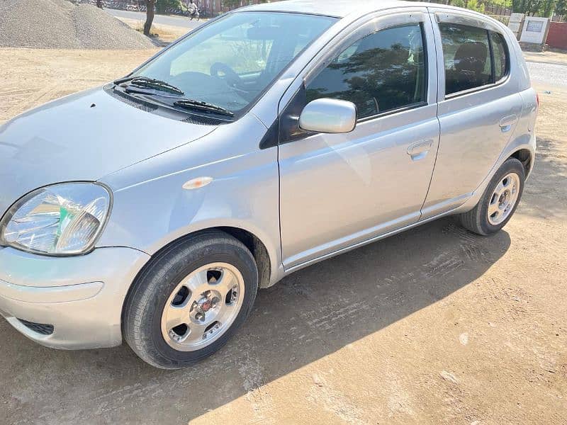 Toyota Vitz 2007 1