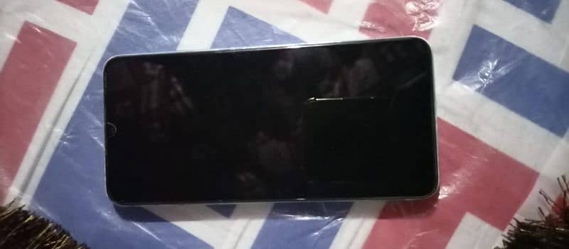 vivo s1 4+1/128 no box only mobile 4