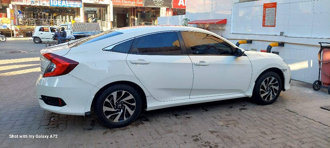 Honda Civic VTi Oriel Prosmatec 2018 Sedan 7