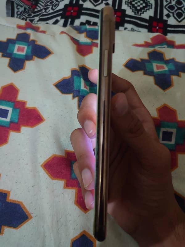 iphone xs max 256 jb *factory unlock* 2