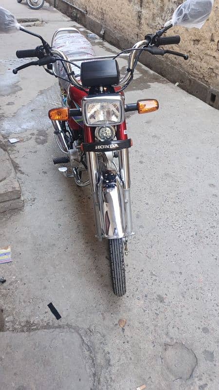 Honda CD 70 5