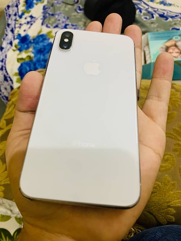 iPhone X white colour 6