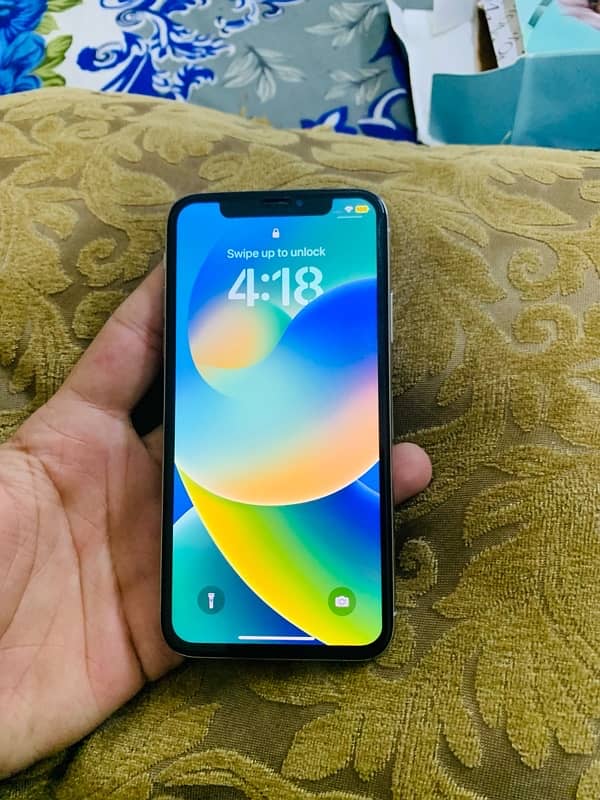 iPhone X white colour 7