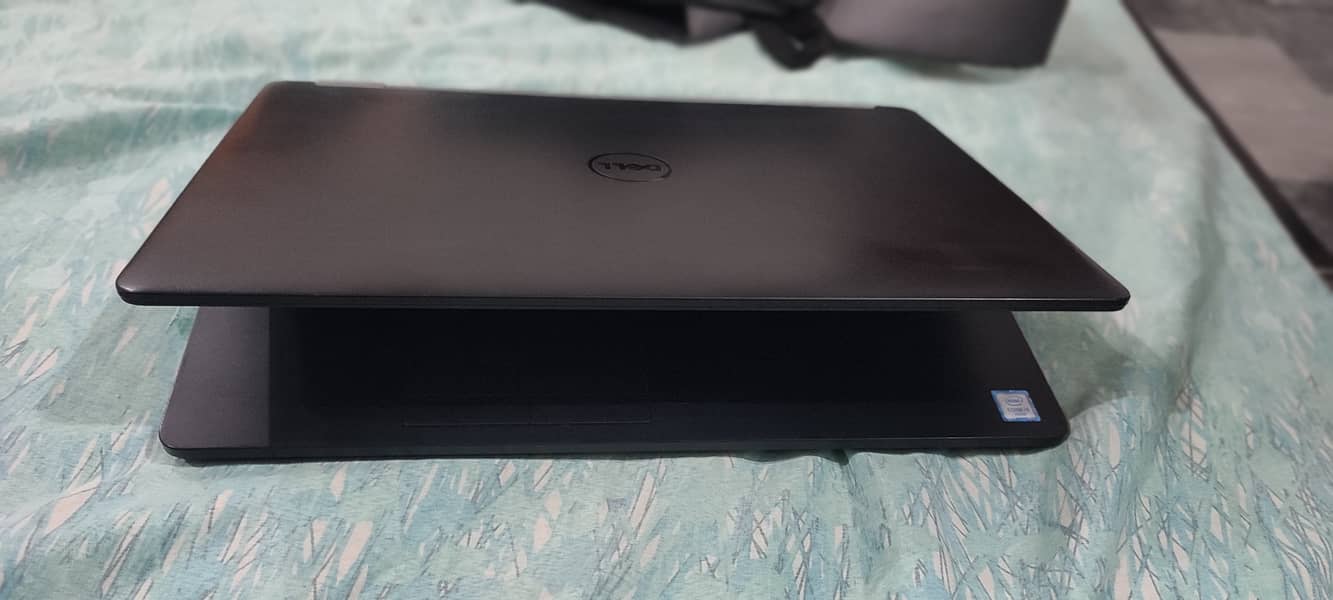 Dell Precision 3510 (i5HQ, 6thGen, 32GB, 512SSD) Rs/- 60,000 3