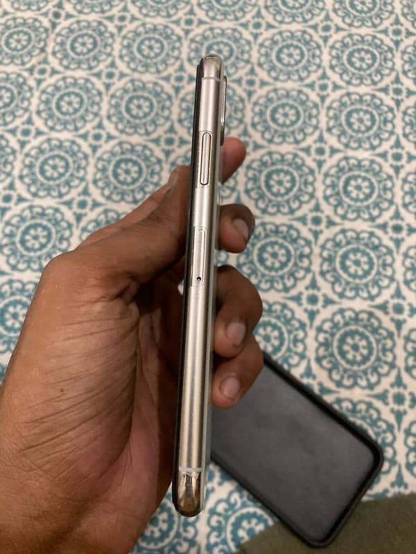 iphone X 64 gb approved 4