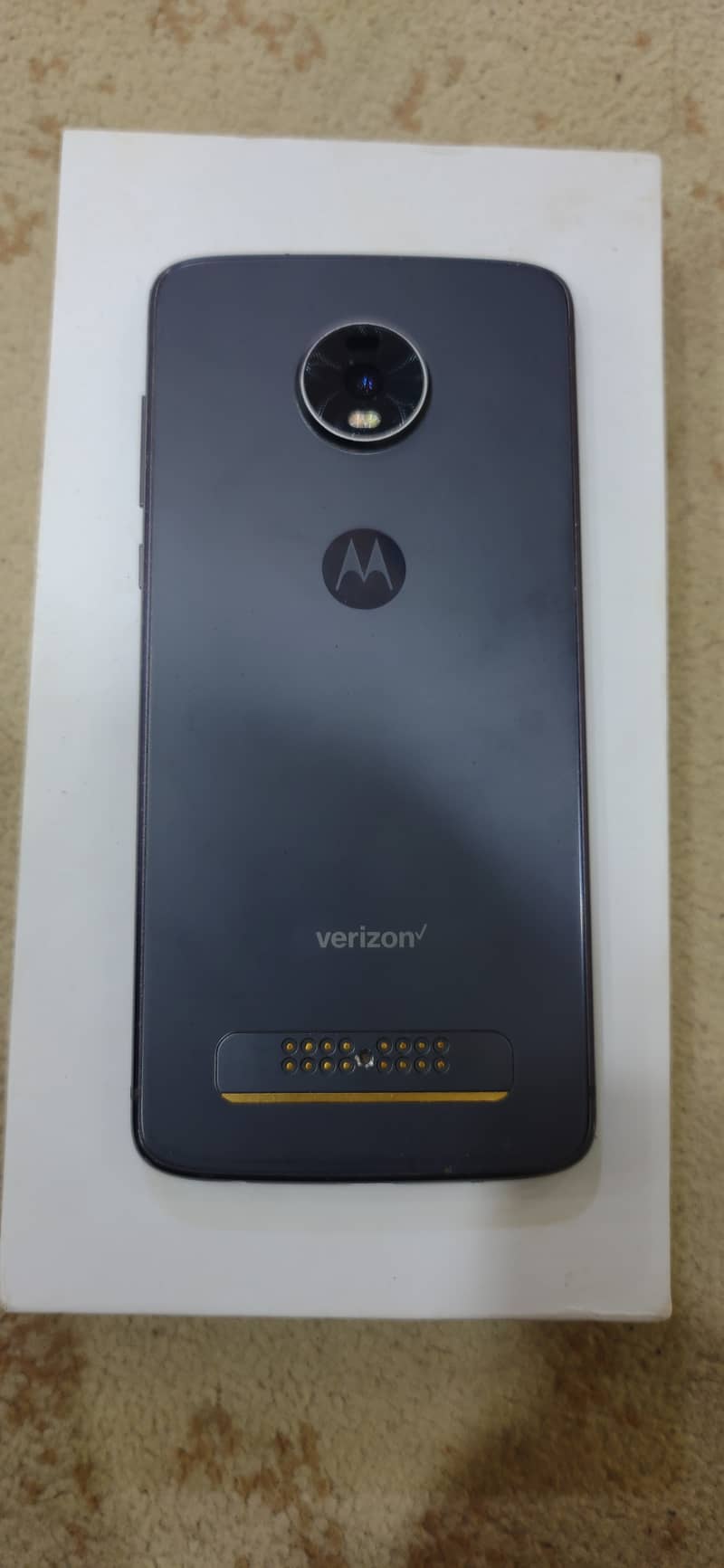 Moto z4 1