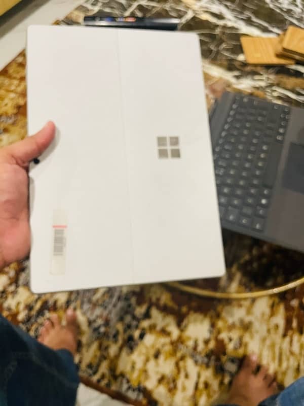 Microsoft Surface Pro 5, i5 8GB Ram Touch Screen 2