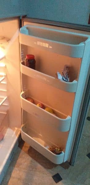 Daewlance Fridge for sale large size 2