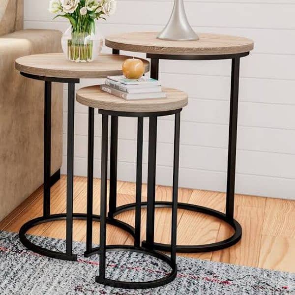 Nesting Coffee Tables 1