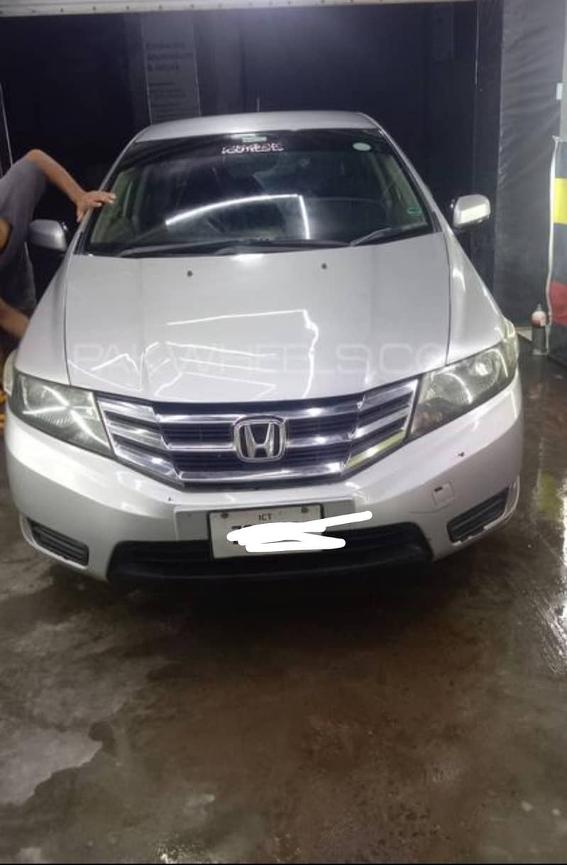 Honda City IVTEC 2013 Honda city 2013 model Islamabad no total genuine 0