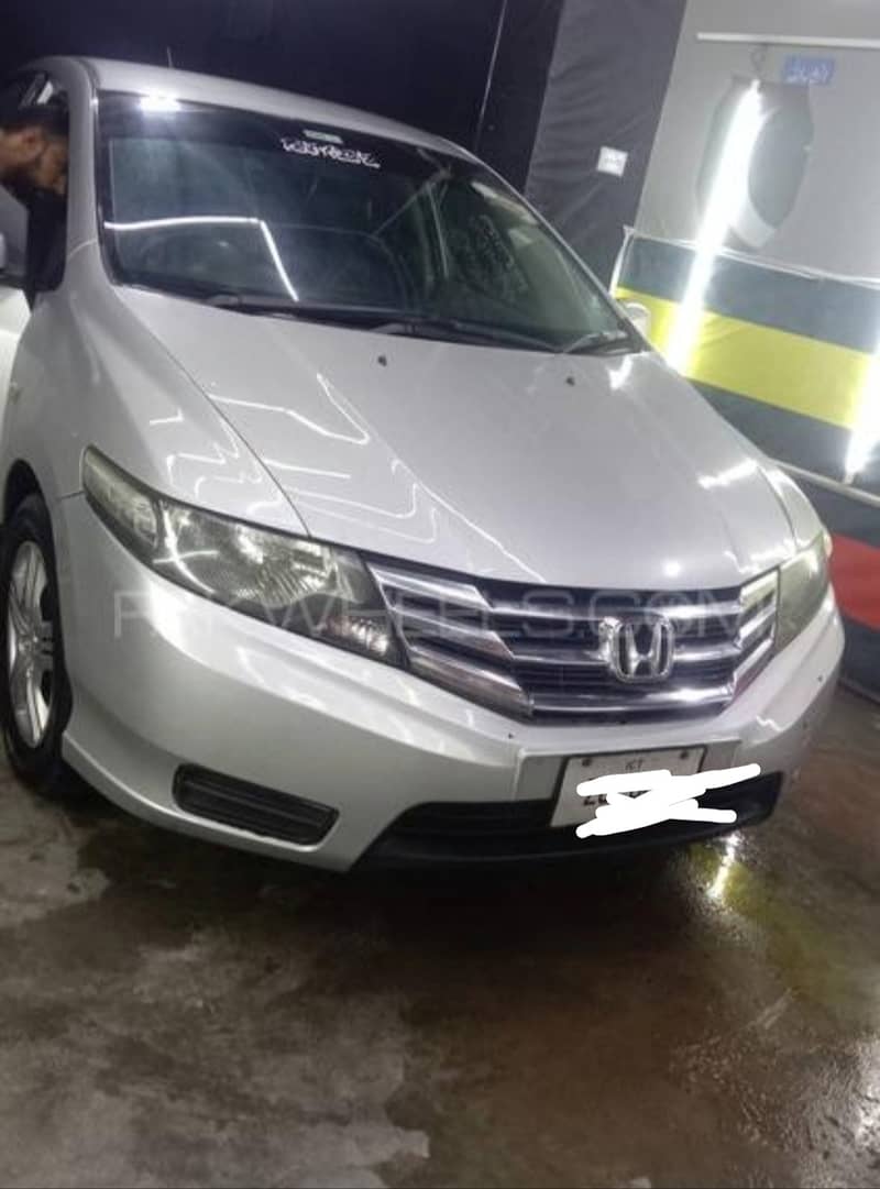 Honda City IVTEC 2013 Honda city 2013 model Islamabad no total genuine 4