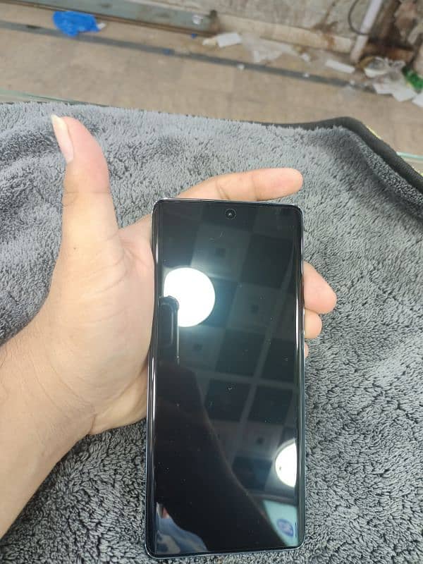 vivo v30 3