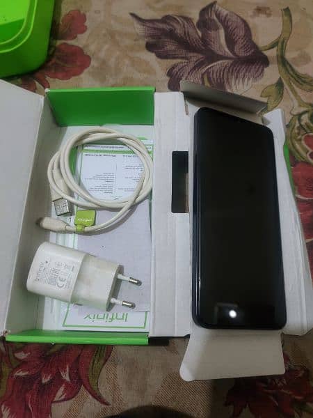 infinix spark 7  7GB 64 GB 8