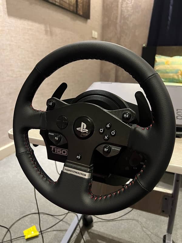 Thrustmaster T150 FFB wheel 4