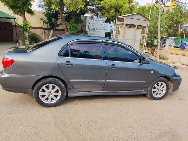 Toyota Corolla SE Saloon 2005 2