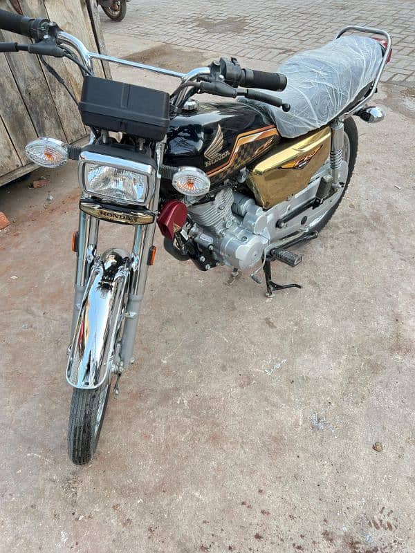 Honda 125 se 3