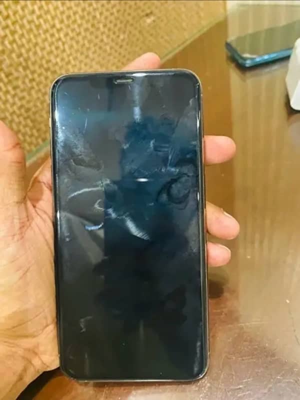 I Phone 11 pro max(64gb) non pta JV 6