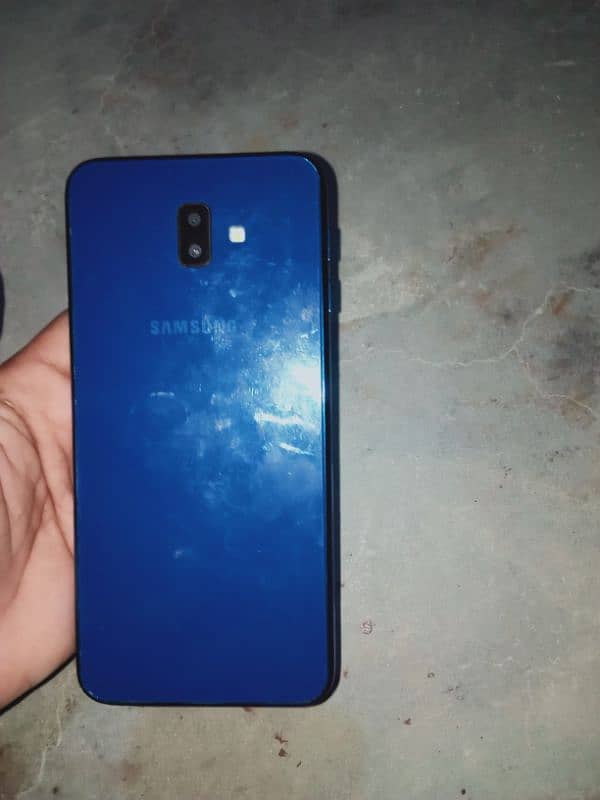 Samsung j6 plus 3gb 32gb urgent sell 03183217803 0