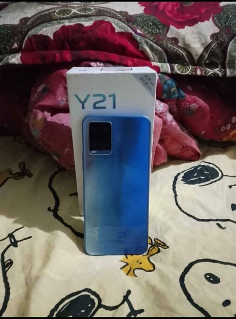 vivo y21 . Ram4. gb. memory64gb pta approved box charger Sath hai new set 7