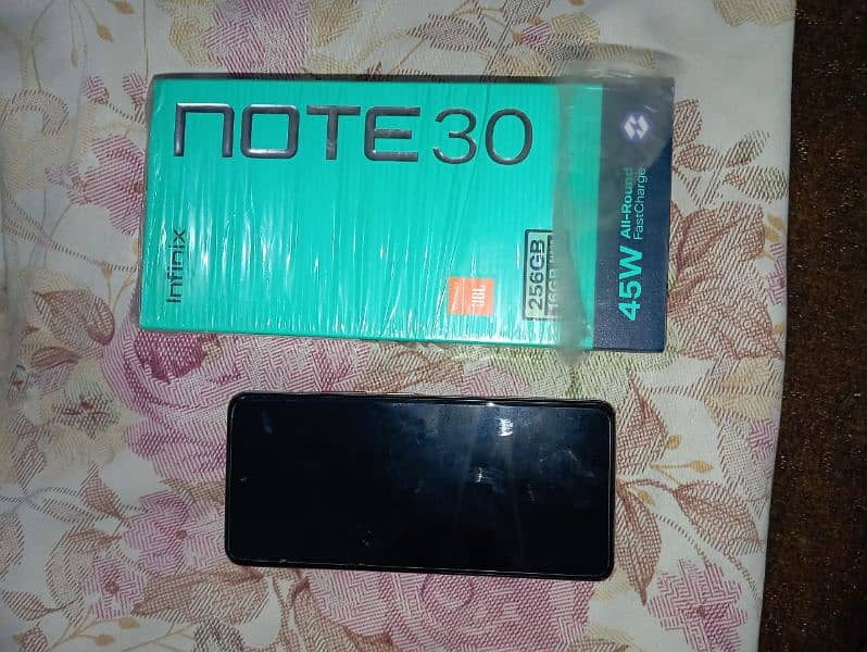 infinix note 30  8/256 0