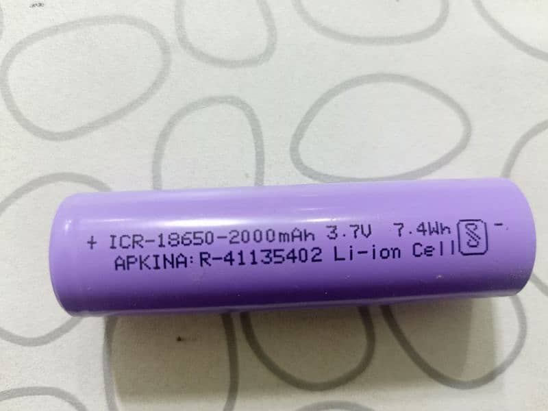 LITHIUM IONS CELL 18650 NEW. 2