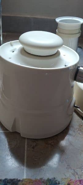 Wansa Juicer Good and Working Condition Slightly Used 14