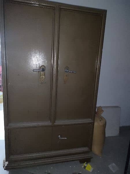 Cupboard Almari Iron 1