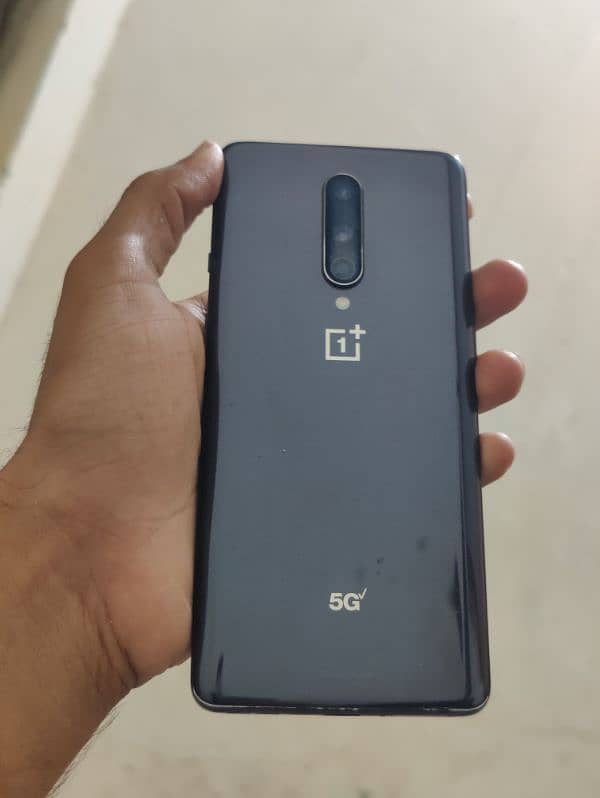 OnePlus 8 single Sim 5g no dot no shade good condition 4