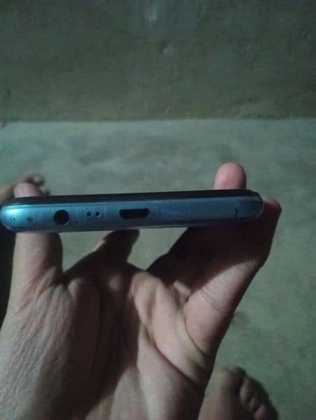 I am selling my mobile sale realme c21 3