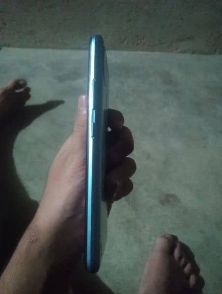 I am selling my mobile sale realme c21 5