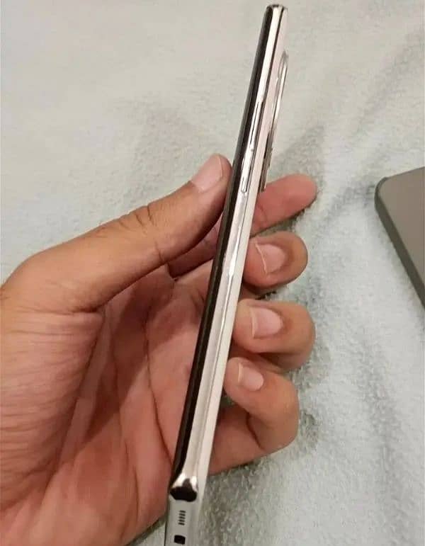 vivo v30e just box open 4