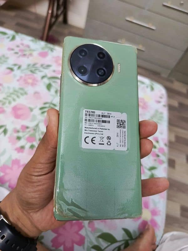 tecno spark 20 pro plus 8+8/256 0