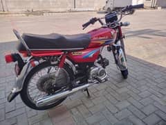 honda 70 bike 10/10 kisi kism ka kam nahi total ganian hai urgant sale