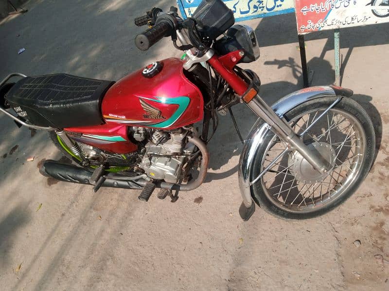 honda 125 model 2014 4