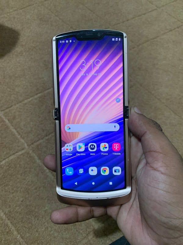 Motorola razer 2020 8GB 256GB Dual sim 2