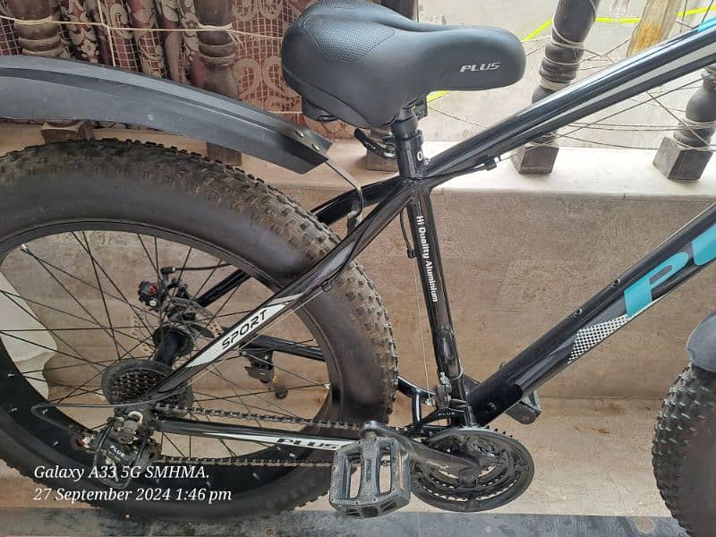 plus Cycle in genuine Condition in aluminum Body 2