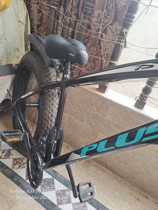 plus Cycle in genuine Condition in aluminum Body 3