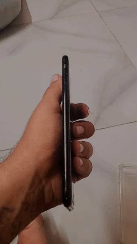 i phone 7plus 256 GB 10by 9 condition with box . . 1