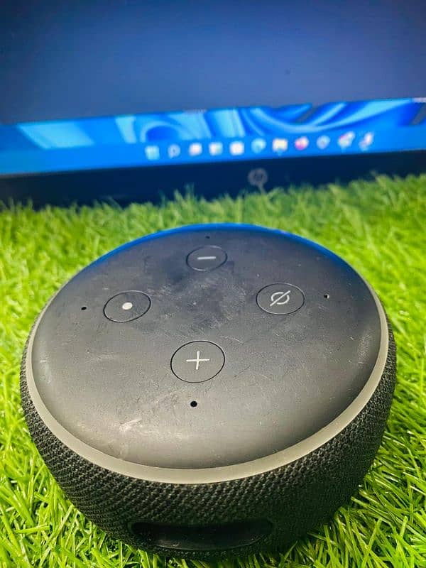 Alexa Echo dot 3 quantity Available 4