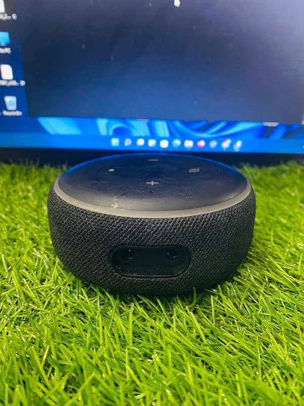 Alexa Echo dot 3 quantity Available 5